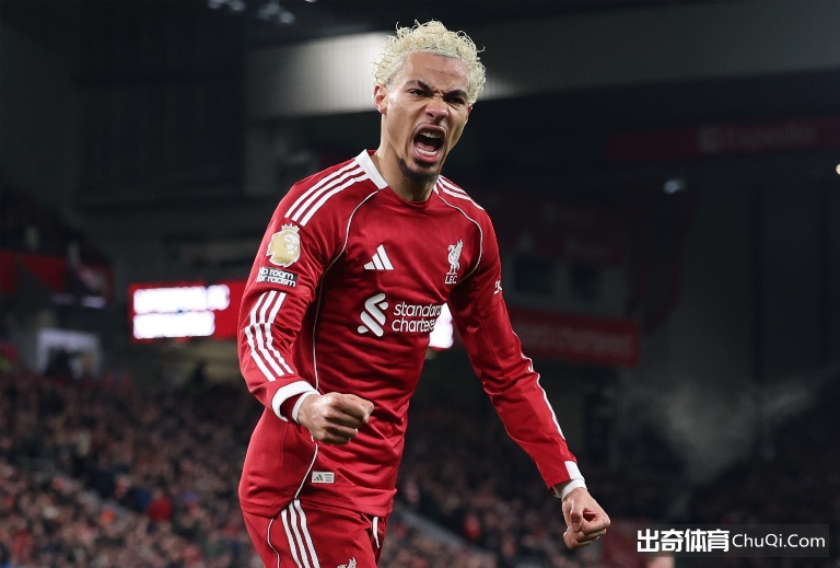 塞瓦略斯镜,头下搞笑瞬,间曝光,完美体育app下载,完美体育官网,完美体育官方网站,完美体育平台